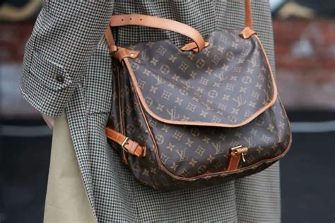 louis vuitton hoxton discontinued|Louis Vuitton handbags discontinued.